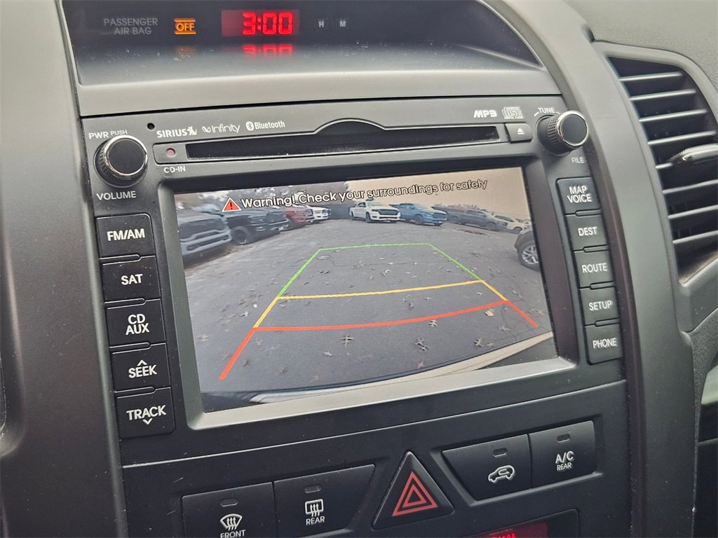 Used 2013 Kia Sorento SX w/ SX Premium Pkg image 25