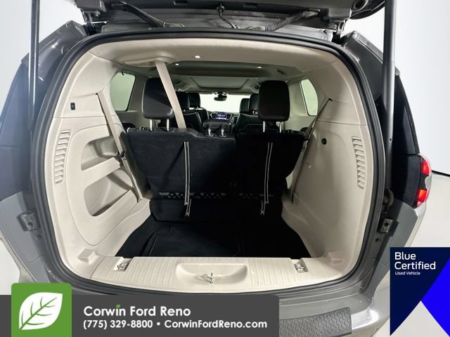Used 2023 Chrysler Pacifica Limited FWD image 38