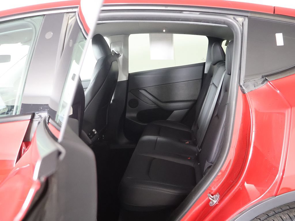 Used 2023 Tesla Model Y Long Range AWD/4WD image 27