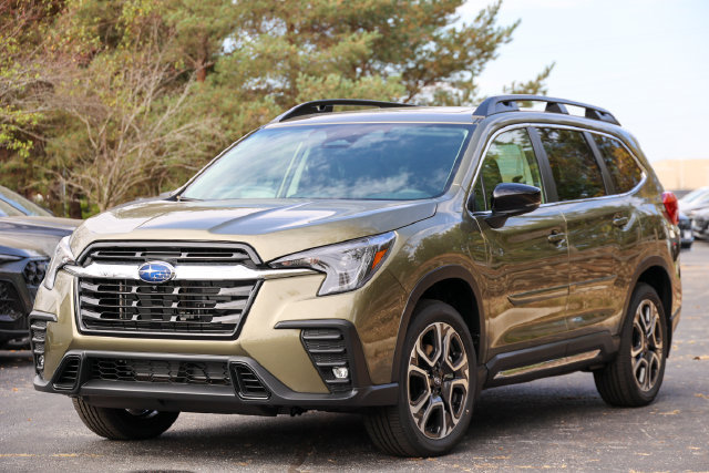 New 2027 Subaru Ascent Limited AWD/4WD image 2