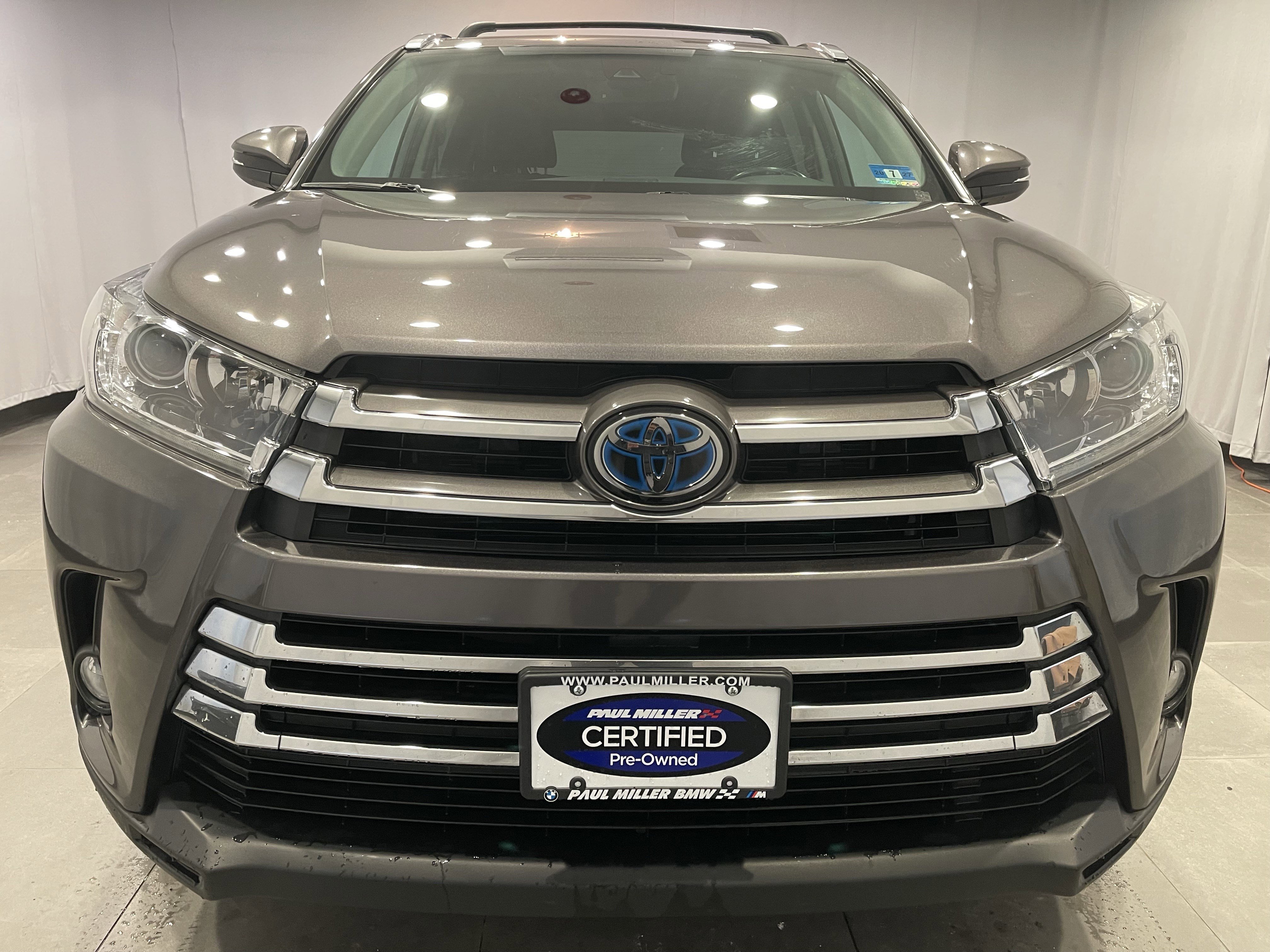 Used 2018 Toyota Highlander Limited image 2