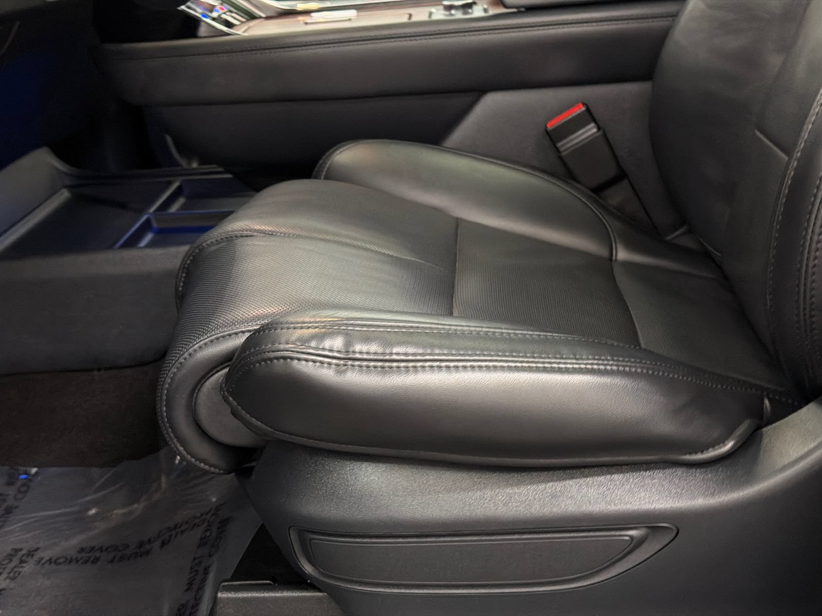 Certified 2022 Lincoln Navigator Reserve AWD/4WD image 19