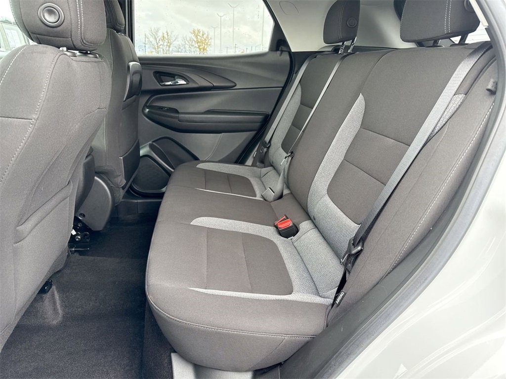 Used 2023 Chevrolet TrailBlazer LT w/ Convenience Package image 23