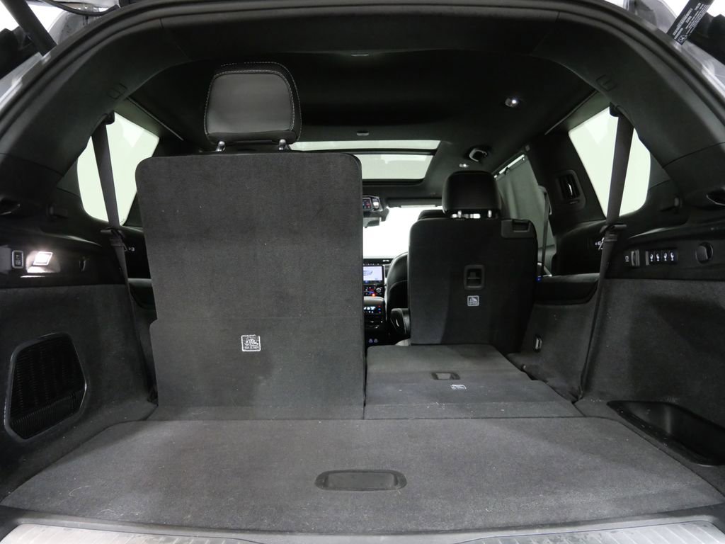 Used 2022 Jeep Grand Cherokee L Overland w/ Luxury Tech Group IV image 30