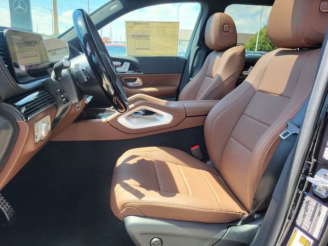 Used 2025 Mercedes-Benz GLS 450 4MATIC image 3