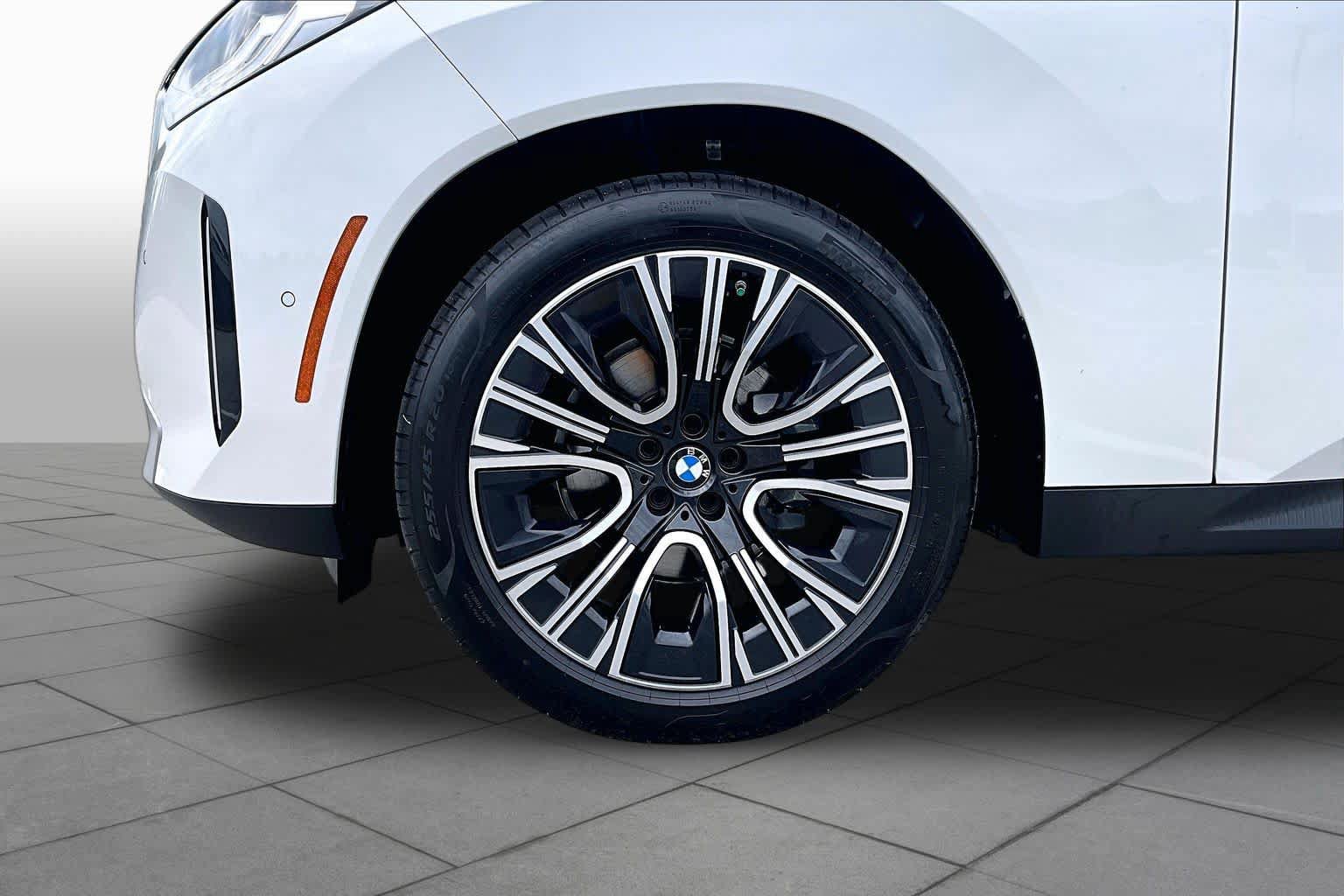 Used 2025 BMW X3 xDrive30i w/ Premium Package AWD/4WD image 11