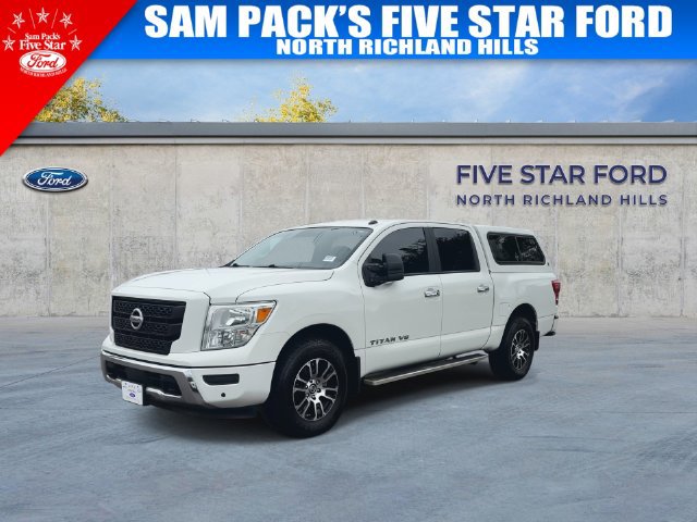 Used 2020 Nissan Titan SV w/ SV Convenience Package AWD/4WD image 4