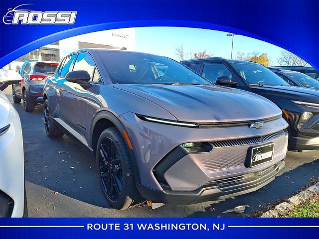 New 2026 Chevrolet Equinox EV LT w/ Comfort Package AWD/4WD image 1
