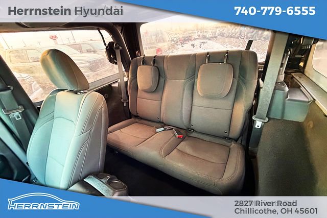 Used 2021 Jeep Wrangler Sport AWD/4WD image 15