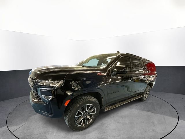 Certified 2023 Chevrolet Suburban Z71 w/ Luxury Package image 3