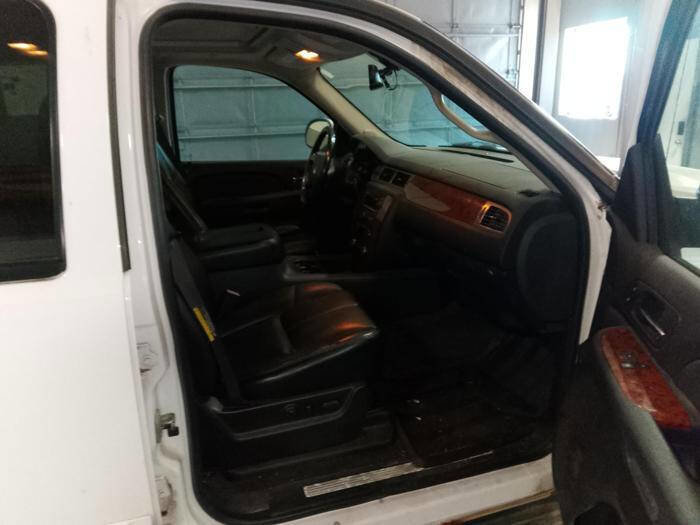 Used 2007 Chevrolet Avalanche LT w/ LT Preferred Equipment Group AWD/4WD image 30