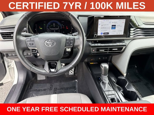 Used 2025 Toyota Camry SE FWD image 17