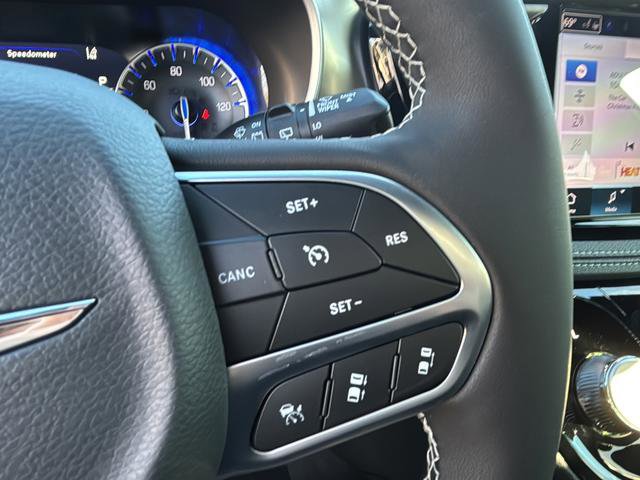 New 2026 Chrysler Pacifica Select image 27