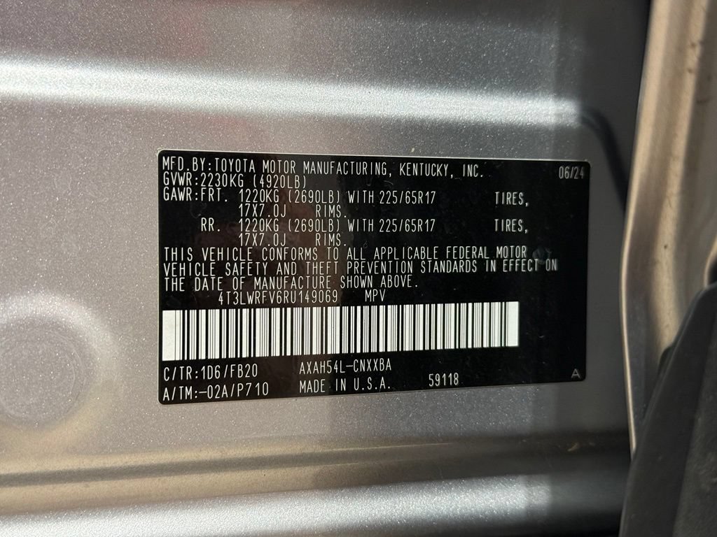 Certified 2024 Toyota RAV4 LE AWD/4WD image 29