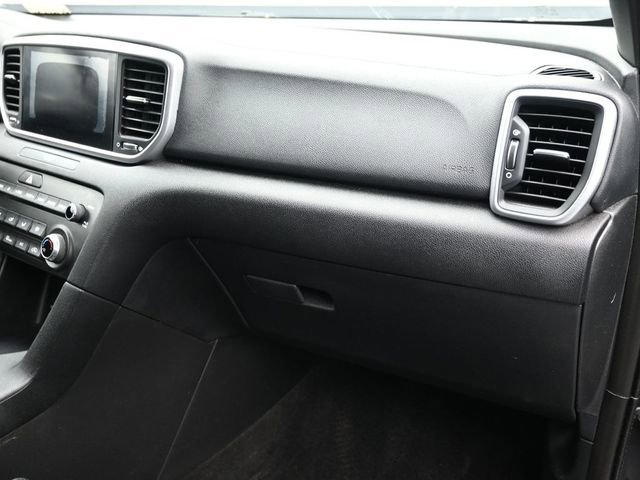Used 2020 Kia Sportage S image 36