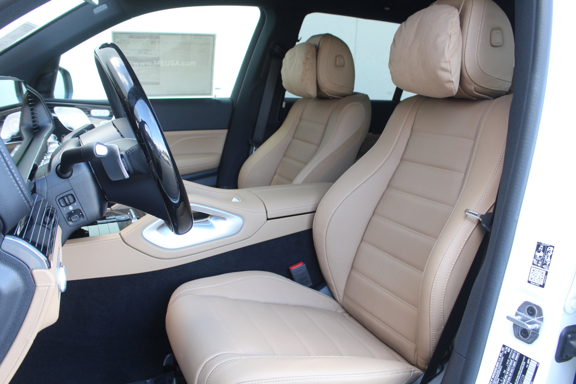 New 2026 Mercedes-Benz GLS 580 4MATIC image 16