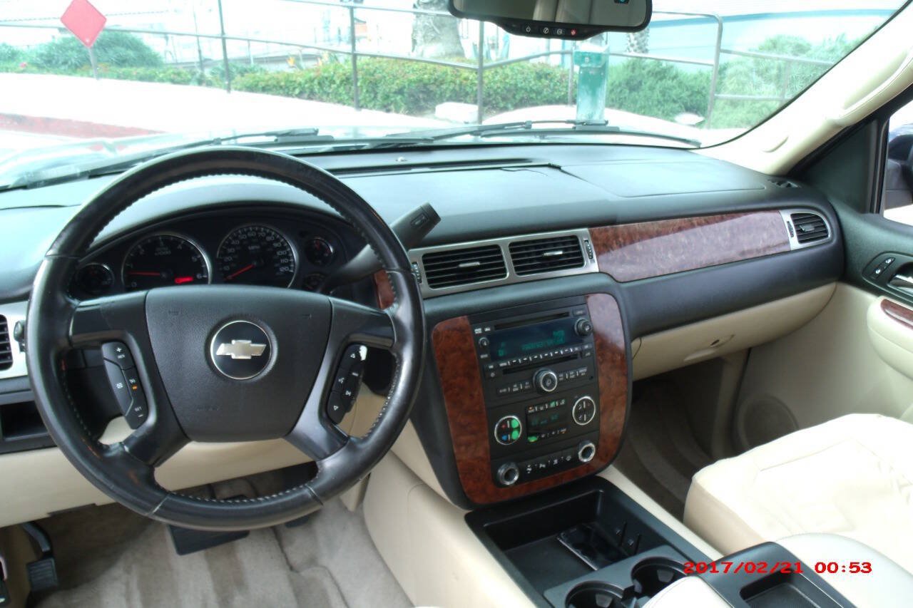 Used 2007 Chevrolet Tahoe LT w/ LT Preferred Equipment Group RWD image 17