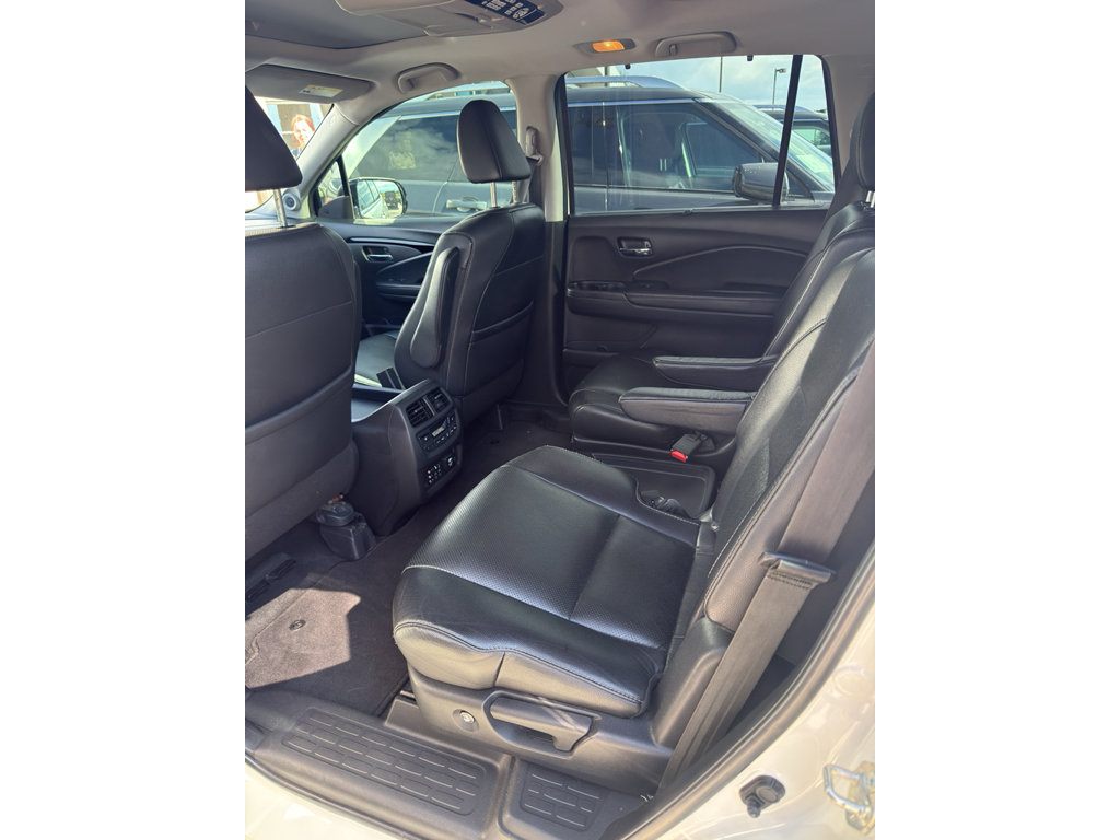 Used 2018 Honda Pilot Elite image 6