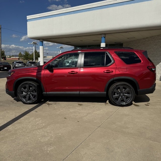 New 2025 Honda Pilot Sport image 6