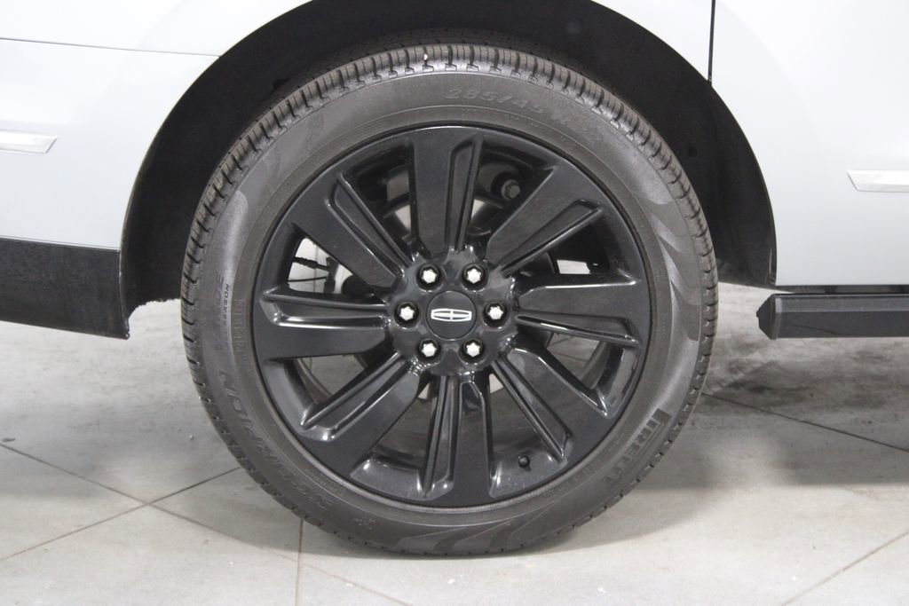 Used 2023 Lincoln Navigator L Black Label image 12