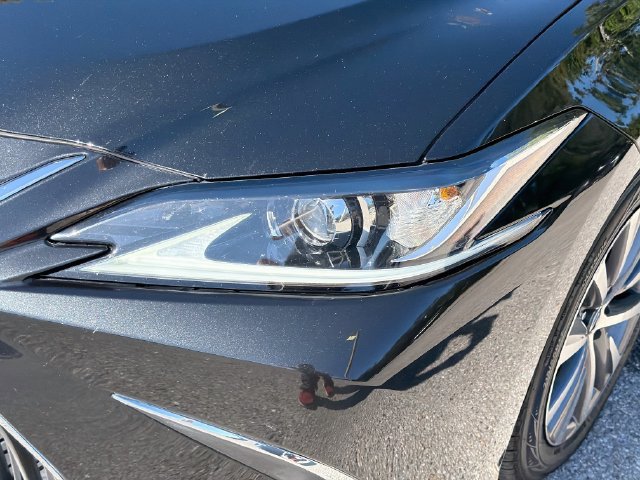 Used 2021 Lexus ES 350 w/ Accessory Package FWD image 9