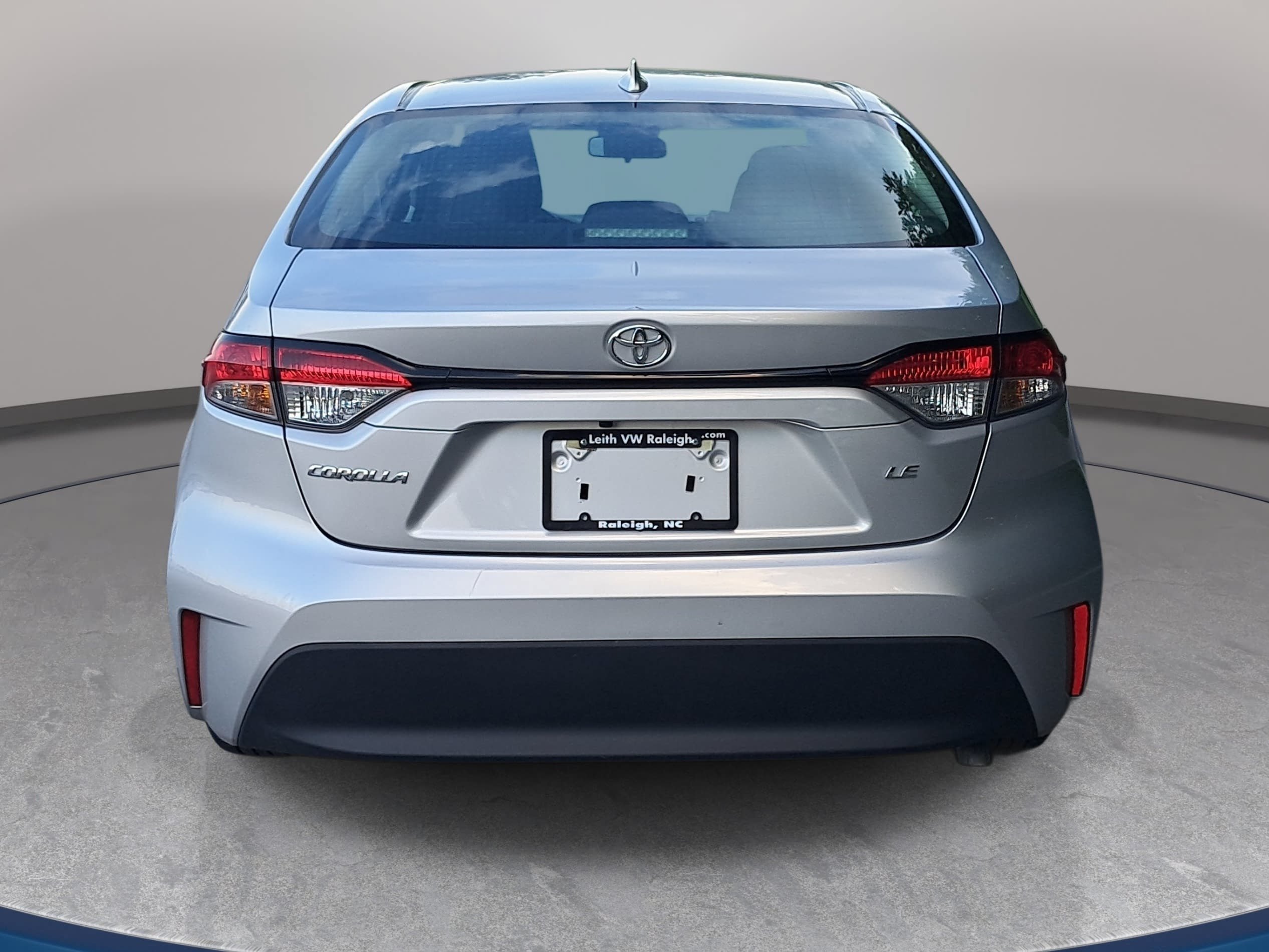 Used 2026 Toyota Corolla LE FWD image 6