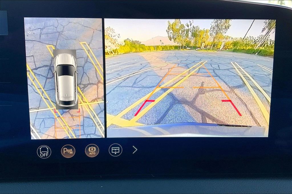 New 2026 Cadillac Optiq Sport 2 image 25