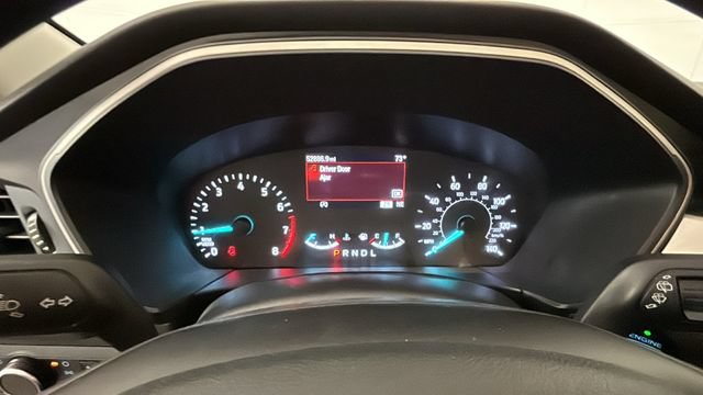 Used 2022 Ford Escape SE w/ Convenience Package FWD image 17