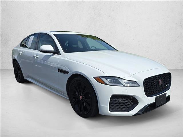 Used 2023 Jaguar XF R-Dynamic SE AWD/4WD image 3