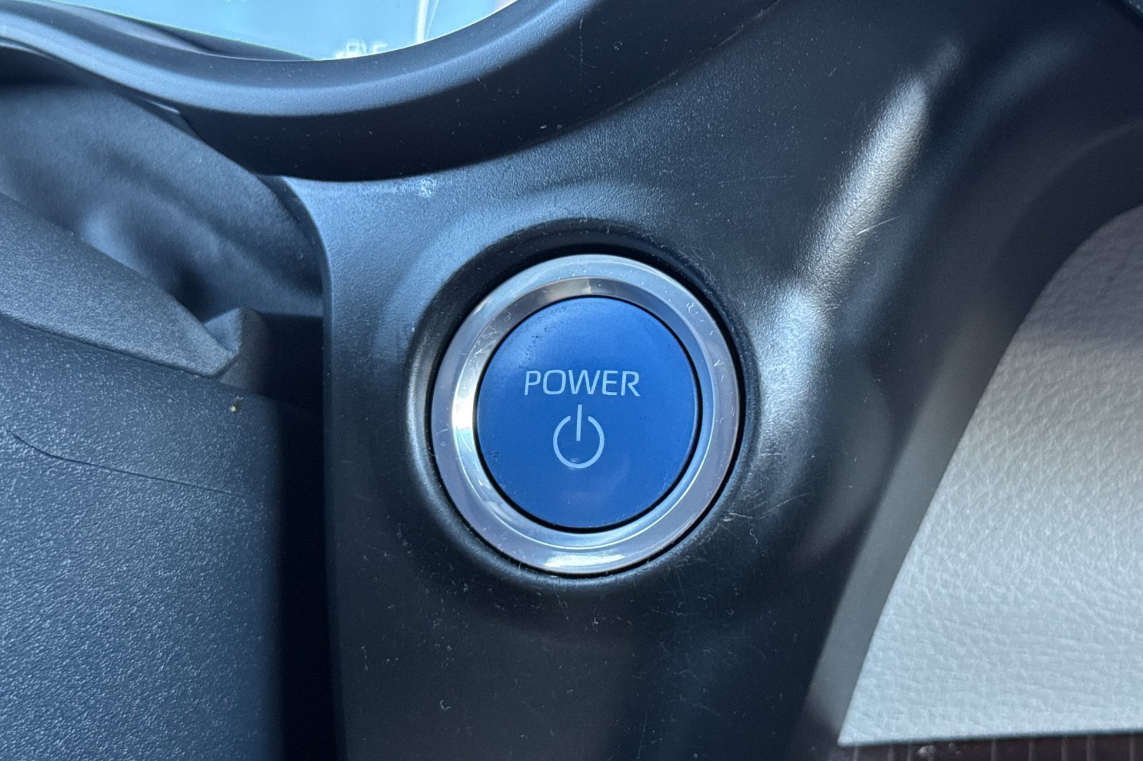 Used 2022 Toyota Sienna LE w/ LE Plus Package AWD/4WD image 24