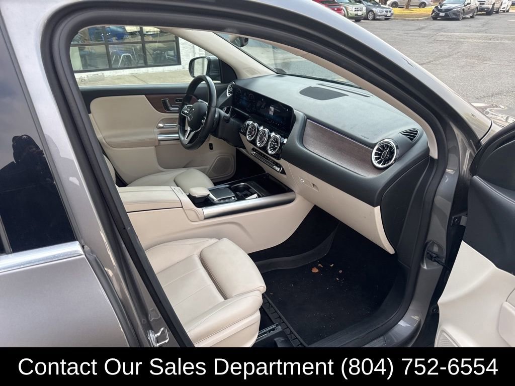 Used 2023 Mercedes-Benz GLA 250 4MATIC image 12