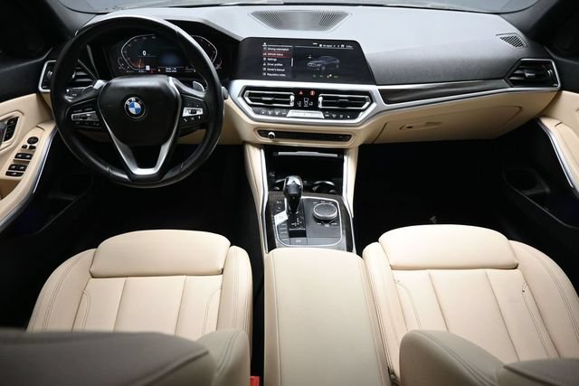 Used 2019 BMW 330i Sedan w/ Convenience Package RWD image 11
