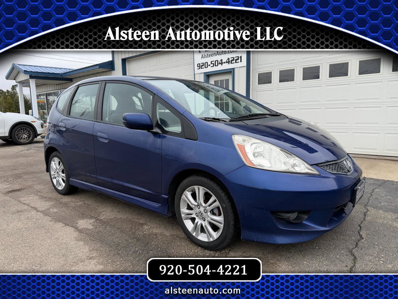 Used 2011 Honda Fit Sport image 1