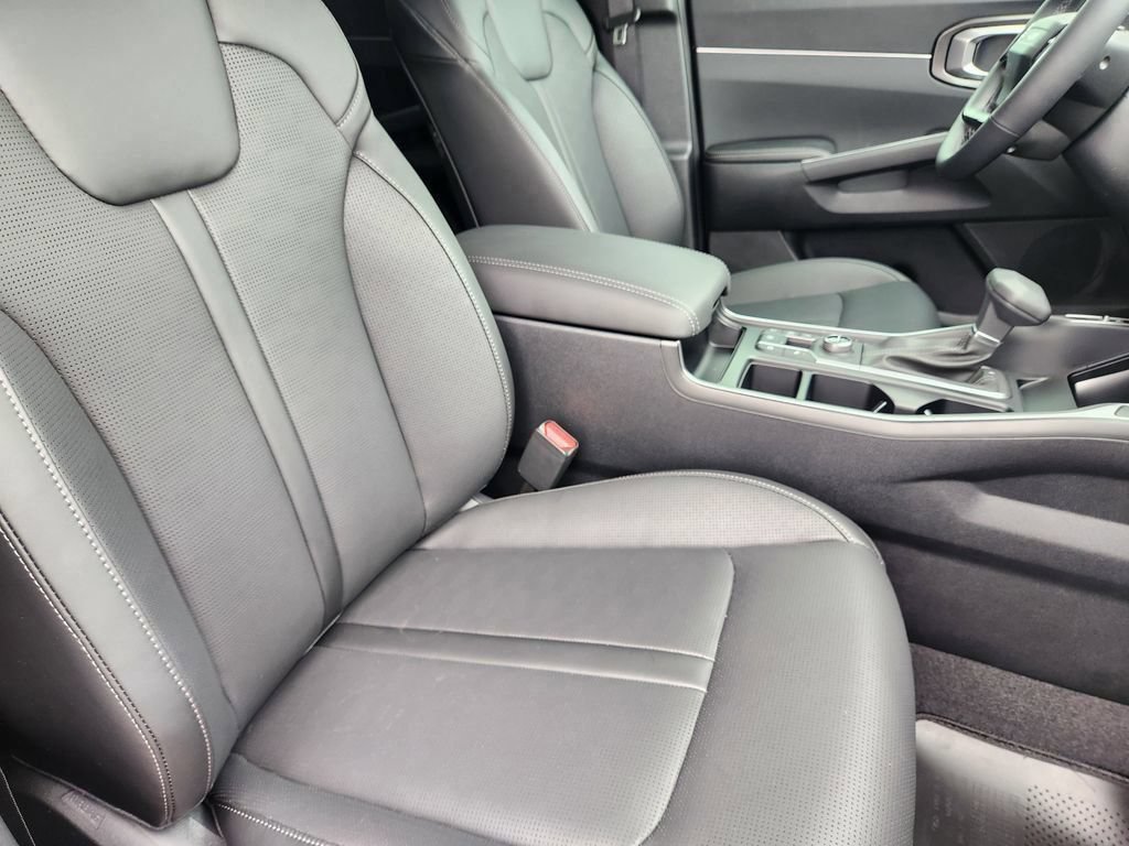 New 2026 Kia Sorento EX AWD/4WD image 10