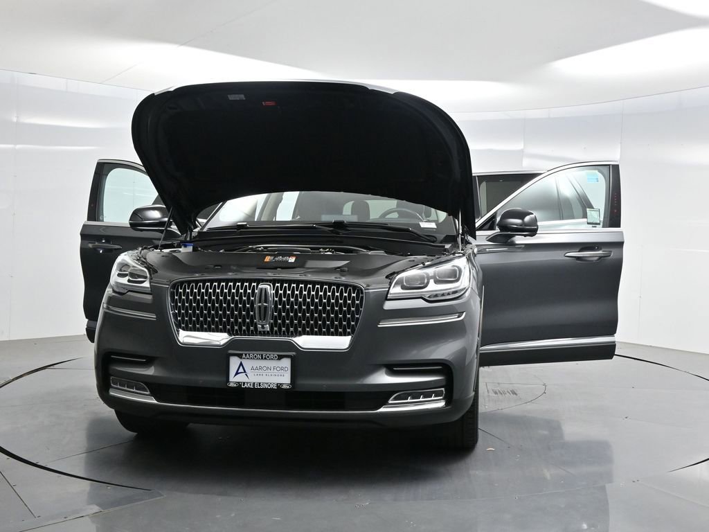 Used 2023 Lincoln Aviator Reserve w/ Equipment Group 201A AWD/4WD image 39