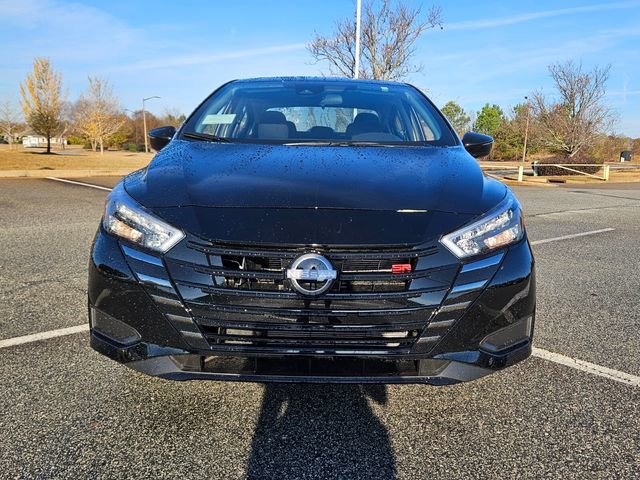 New 2025 Nissan Versa SR w/ Trunk Package image 2