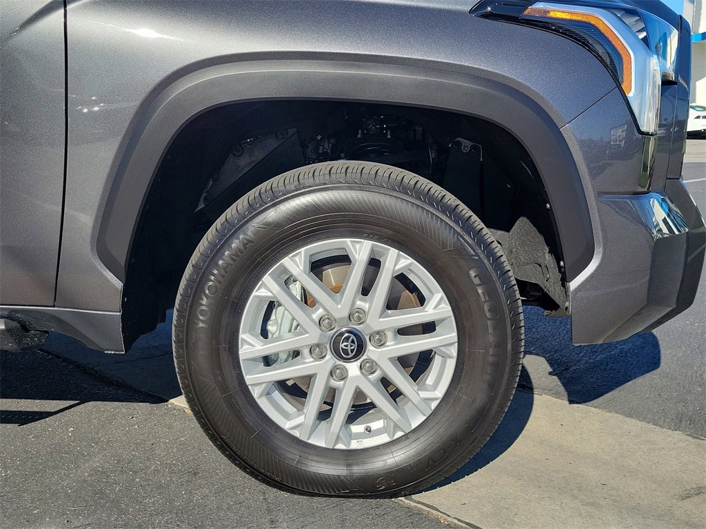 Used 2025 Toyota Tundra SR5 image 6