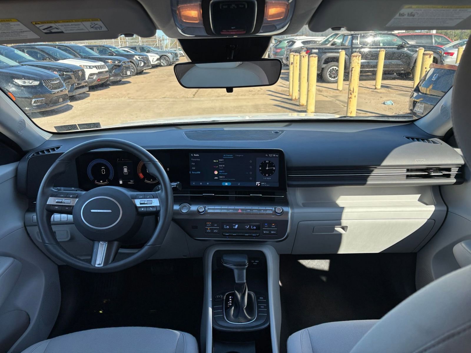 Used 2025 Hyundai Kona SEL image 33