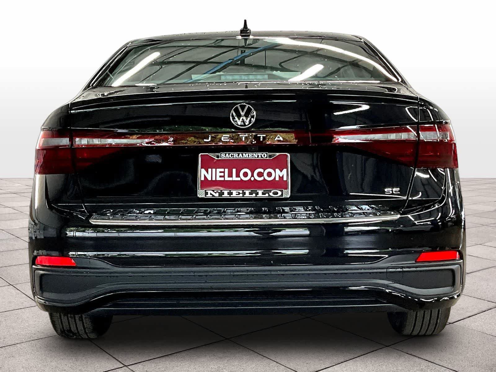 New 2026 Volkswagen Jetta SE FWD image 4