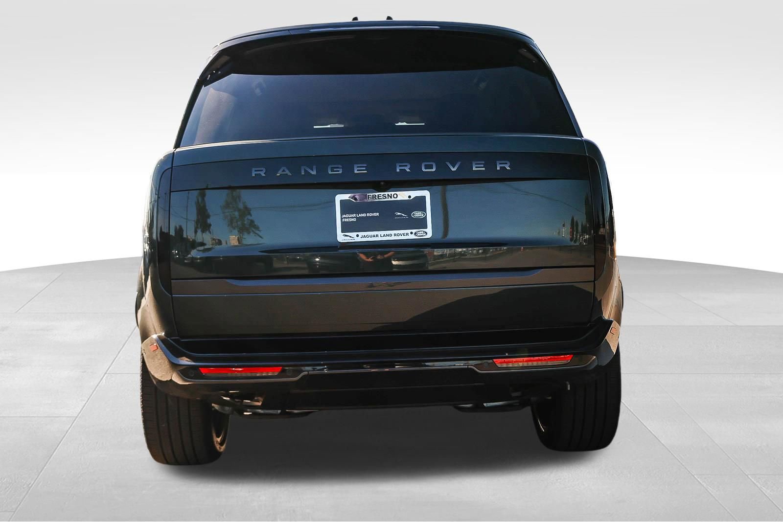 New 2026 Land Rover Range Rover SE image 6