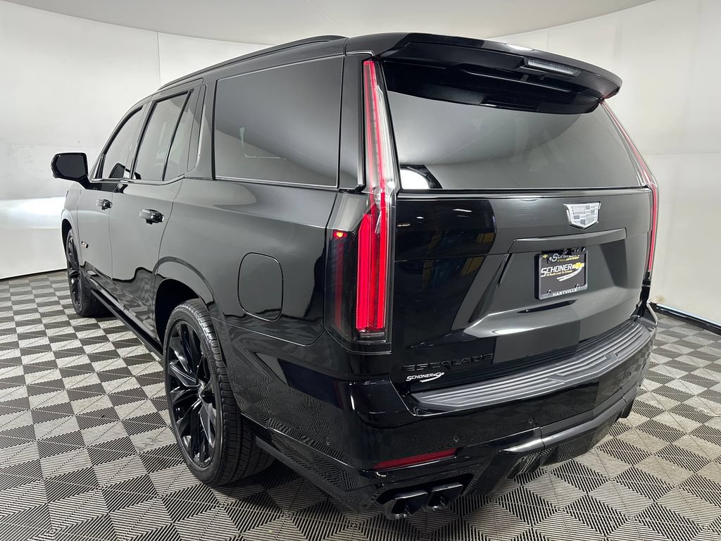Used 2026 Cadillac Escalade V w/ LPO, ONYX Package AWD/4WD image 4