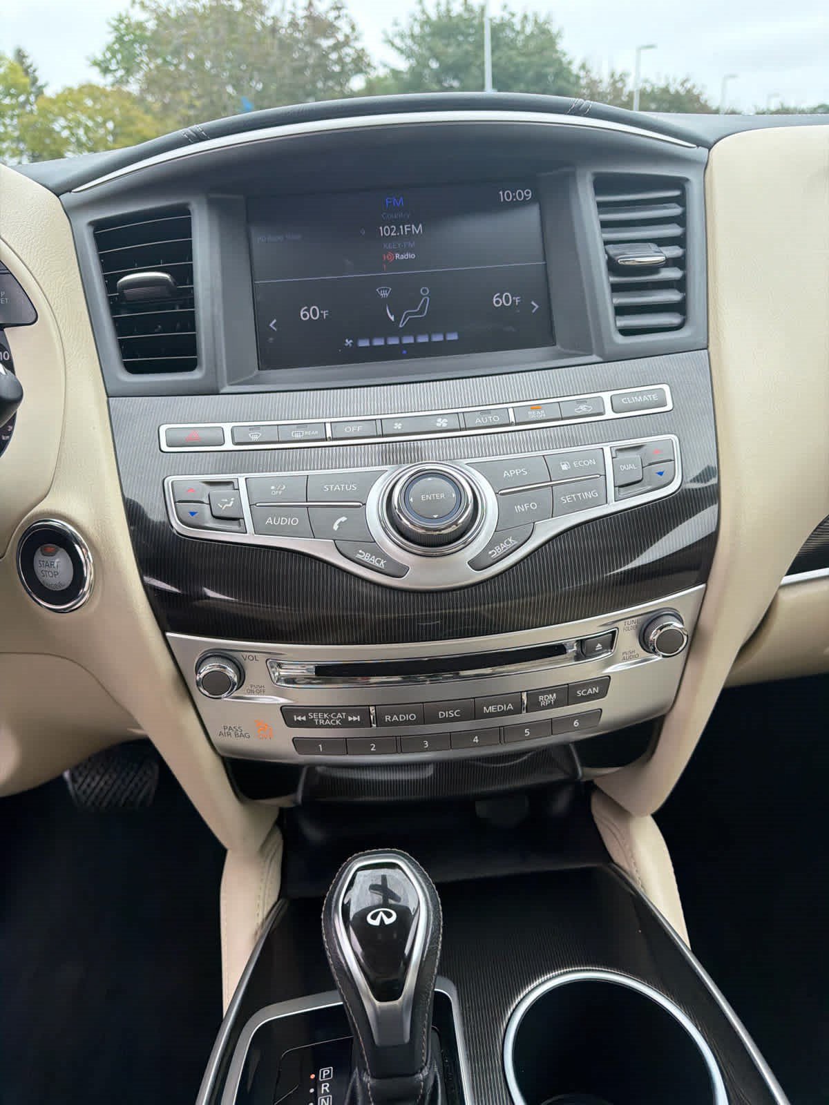 Used 2017 INFINITI QX60 Luxe AWD/4WD image 15