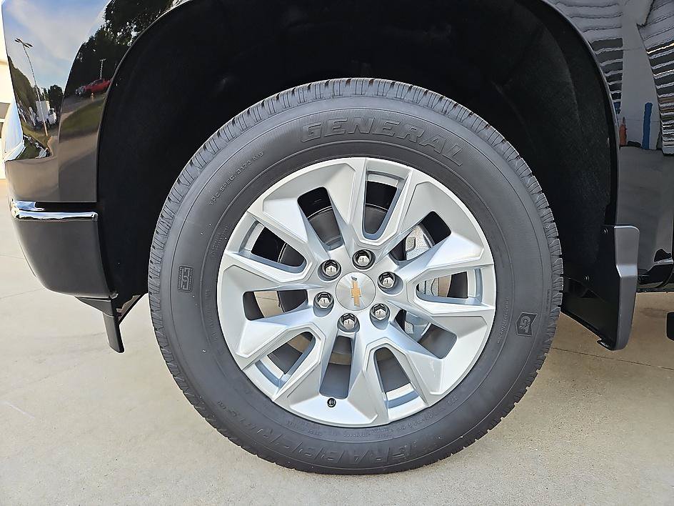 New 2026 Chevrolet Silverado 1500 Custom AWD/4WD image 9