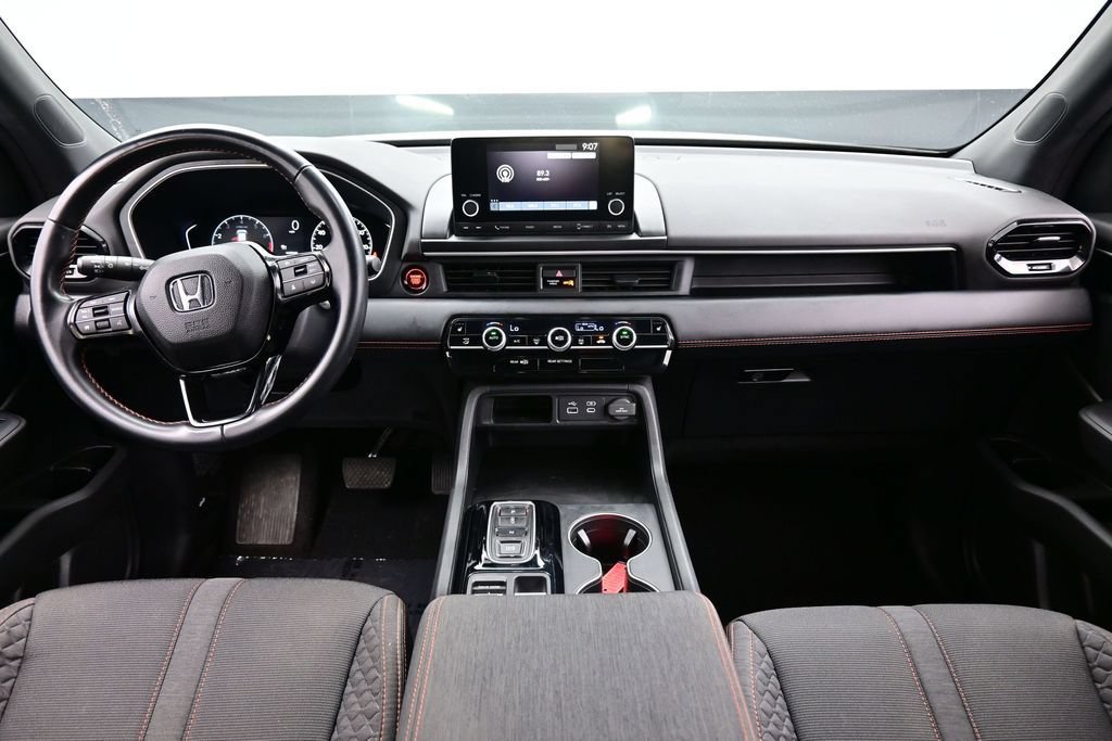 Certified 2023 Honda Pilot Sport image 25