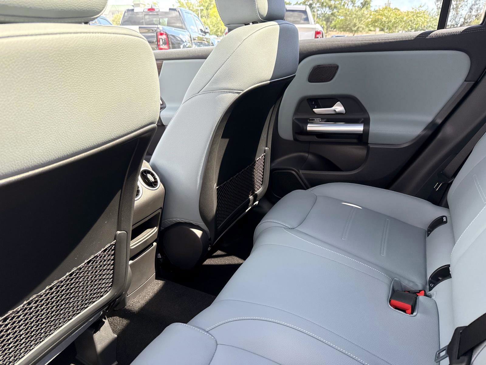 New 2026 Mercedes-Benz GLA 250 image 14