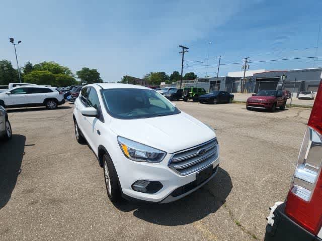 Used 2019 Ford Escape SE AWD/4WD image 6