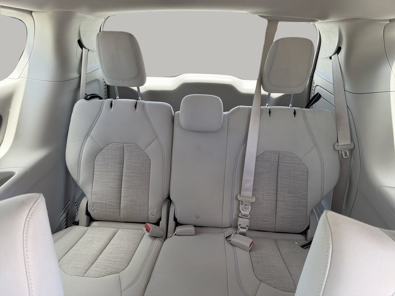 Used 2017 Chrysler Pacifica Touring Plus FWD image 17
