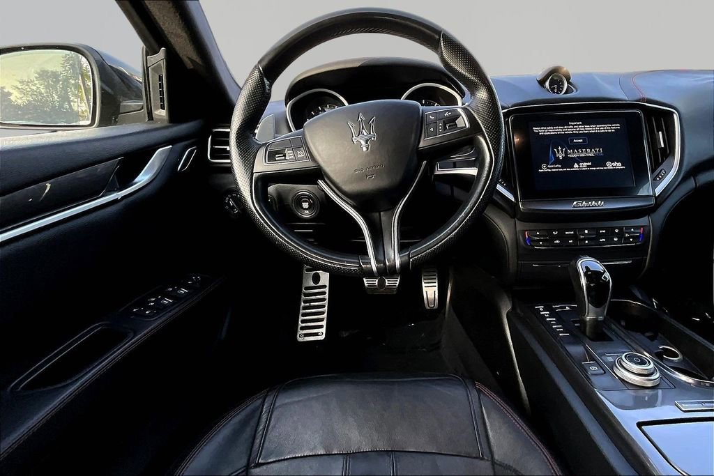 Used 2017 Maserati Ghibli image 8