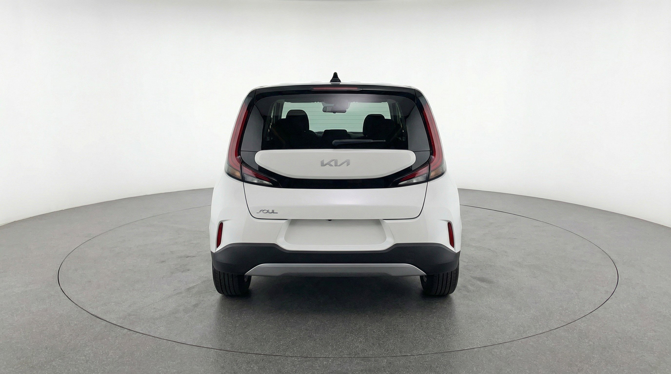 Used 2025 Kia Soul LX w/ LX Technology Package FWD image 7