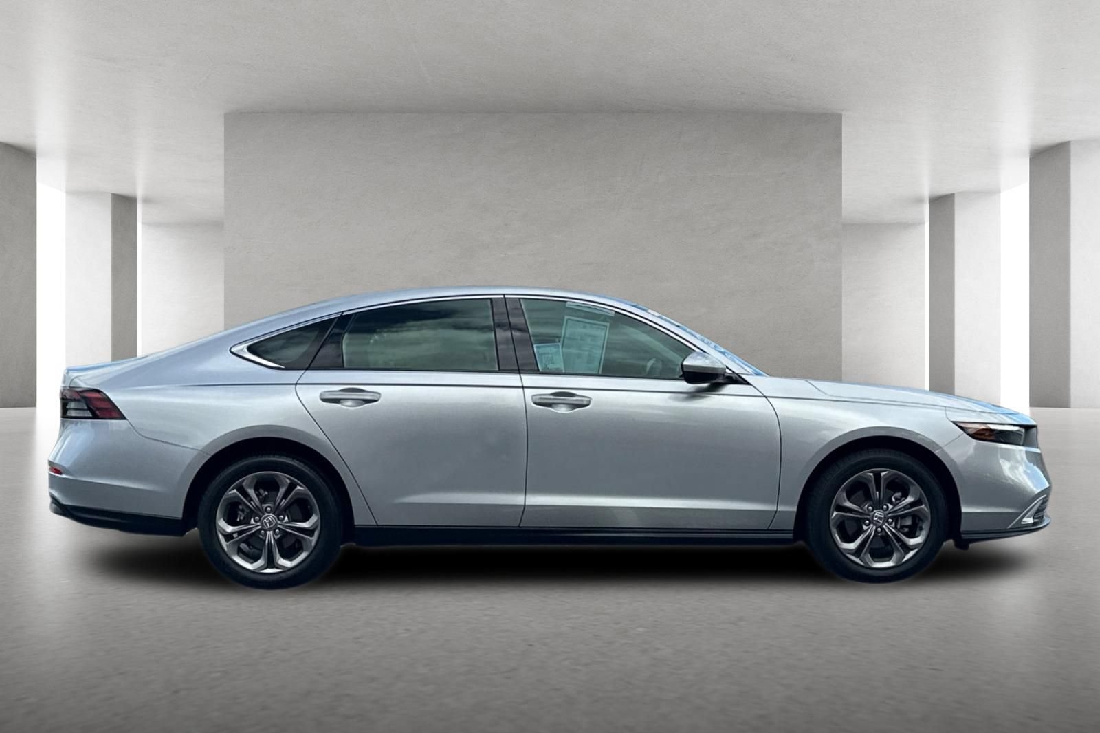 Certified 2024 Honda Accord EX image 3